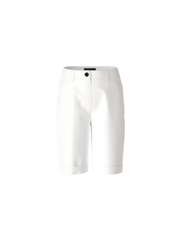 Modell FINIKE – Shorts mit Stulpen